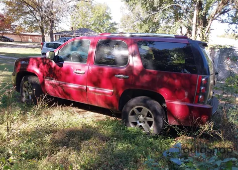 2007 GMC Yukon Denali z USA, uszkodzony, nr VIN 1GKFK63897J317700